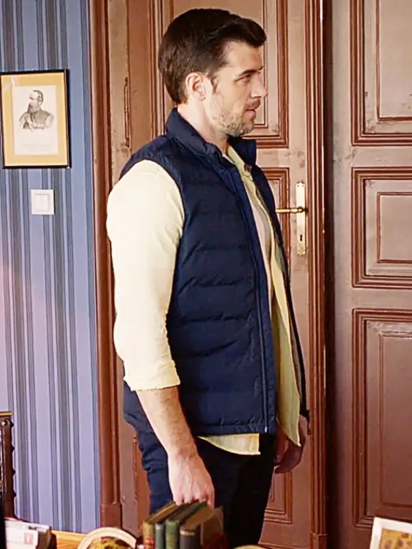 Asal Vision Vests | Love On The Danube Royal Getaway Joe Fisher Puffer Vest Blue