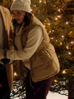 Asal Vision Vests | Mom’s Christmas Boyfriend 2023 Jeananne Goossen Puffer Vest Sand